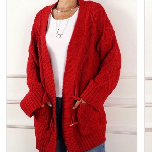 🌺Red Cable Knit Cardigan - Picture 3 of 4